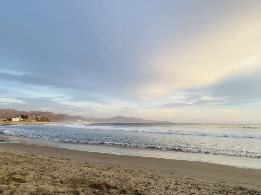 1B41599D-D345-4E90-8D11-291D7C2596C7 Cerritos Beach am Abend