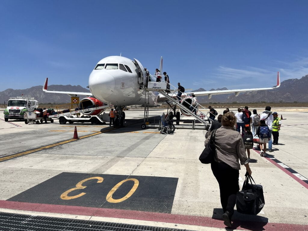 Flughafen Los Cabos SJD VIVA Aerobus Airbus
