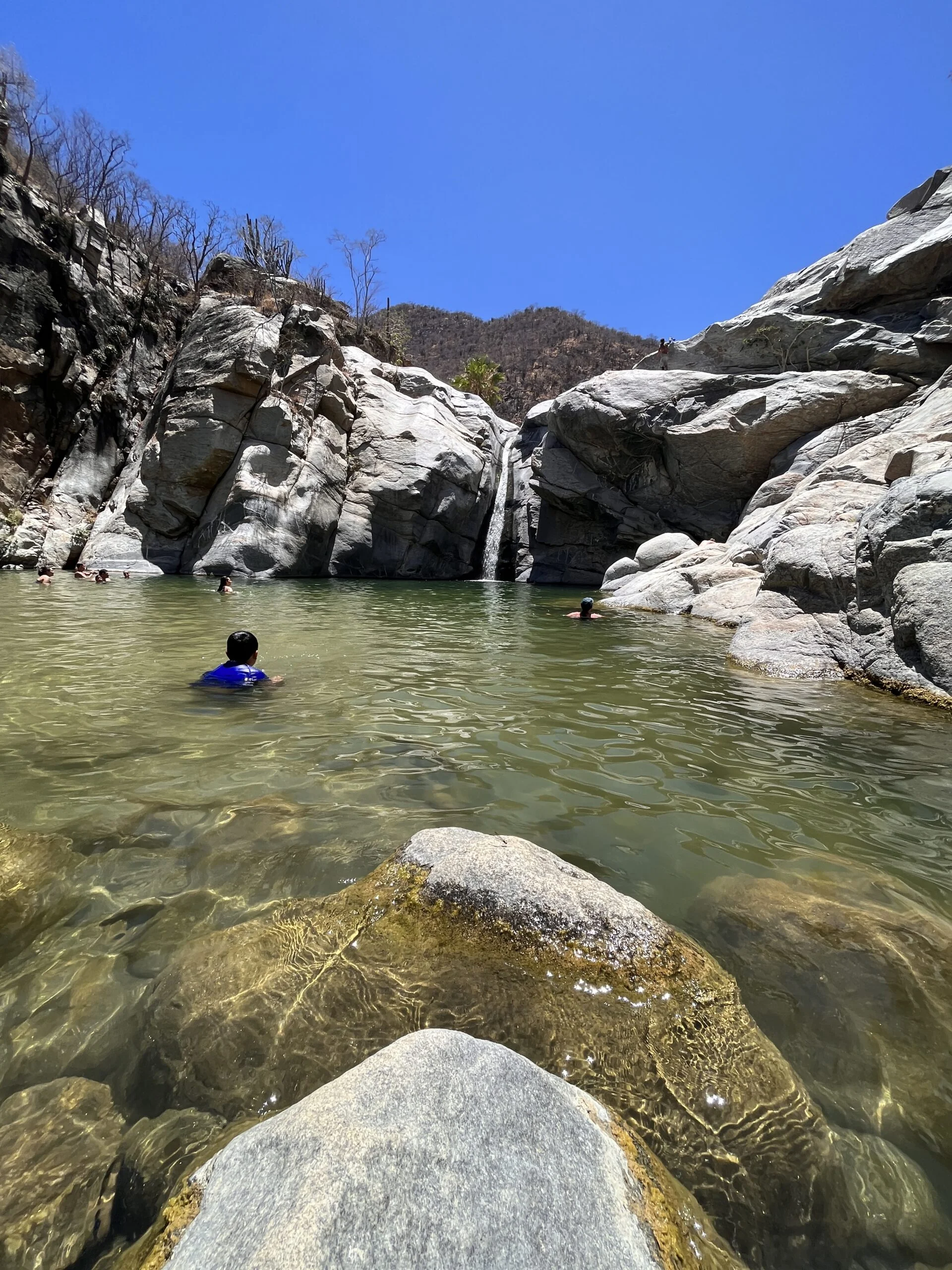 Cascada Sol del Mayo (Santiago)